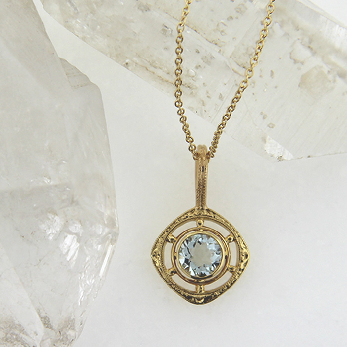 Antique Aquamarine Pendant Necklace - Click Image to Close