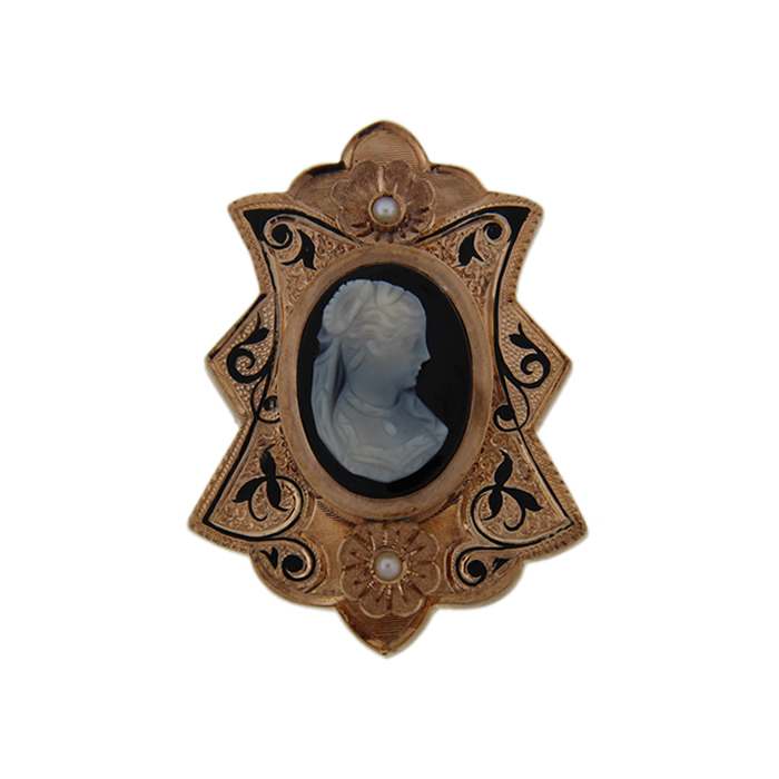 Victorian Taille d'epargné Cameo Brooch