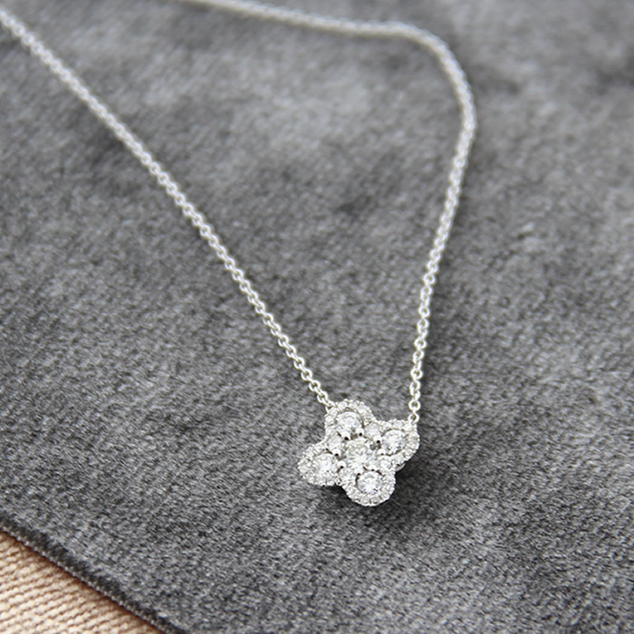 Diamond Cluster Pendant Necklace - Click Image to Close