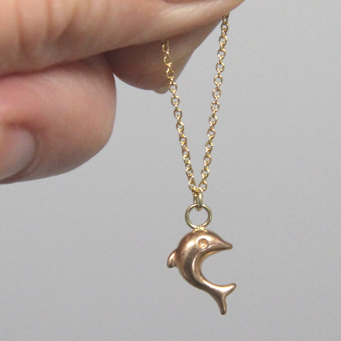 Vintage Gold Dolphin Charm Necklace - Click Image to Close