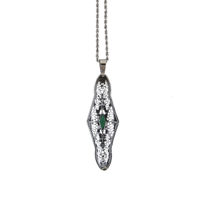 Emerald Filigree Pendant Necklace - Click Image to Close
